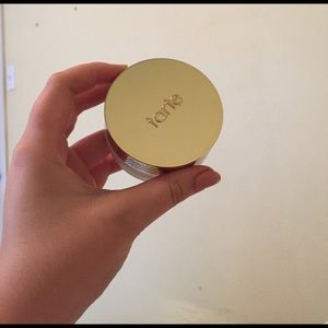 Double-duty Gel Foundation || Tarte